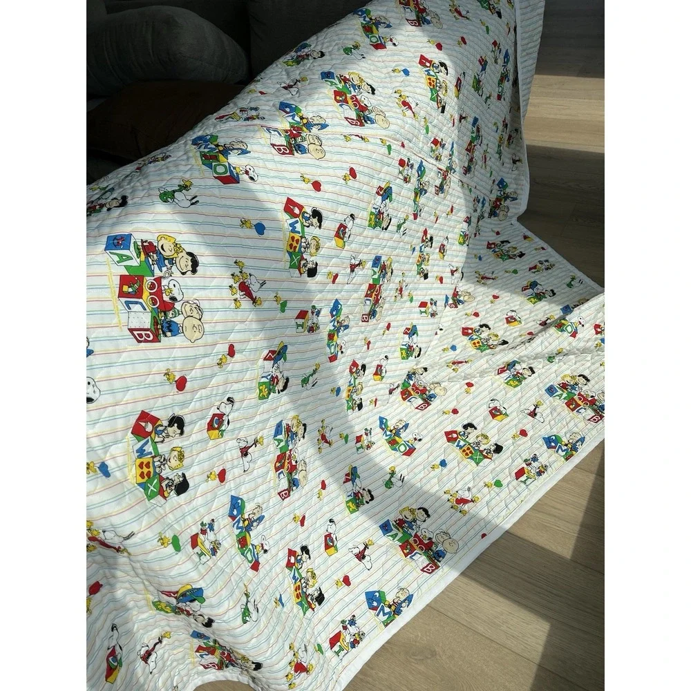 Vintage Peanuts Snoopy Characters Handmade Full Sized Quilt Back Striped Unisex